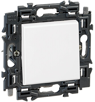 [LEG741554] Interrupteur unipolaire 10A - Connection rapide - Valena Next - Blanc - Legrand