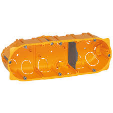 [LEG080053] Boîtier triple (hor./vert.) pour cloison creuse H.50mm Legrand Batibox